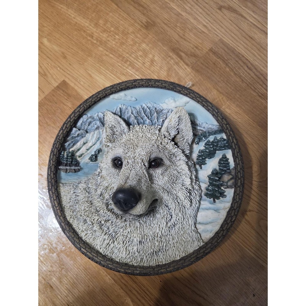 Bradford Exchange "The White Wolf" 3D Collector Plate